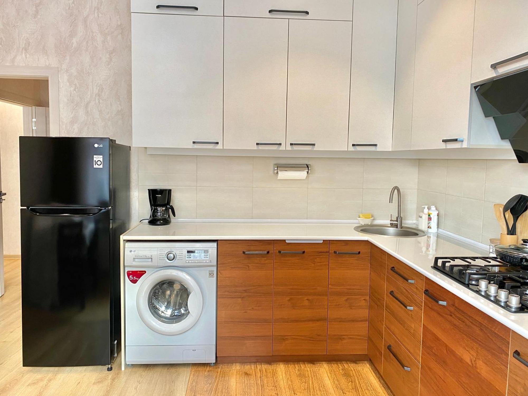 Spacious Apartment In New Building, Near The City Center And Airport Ташкент Экстерьер фото